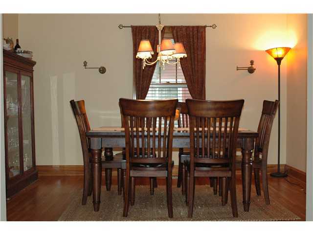 409 Brevoort Road Columbus, OH 43214 - Photo 8 of 21 Gallery Image 8