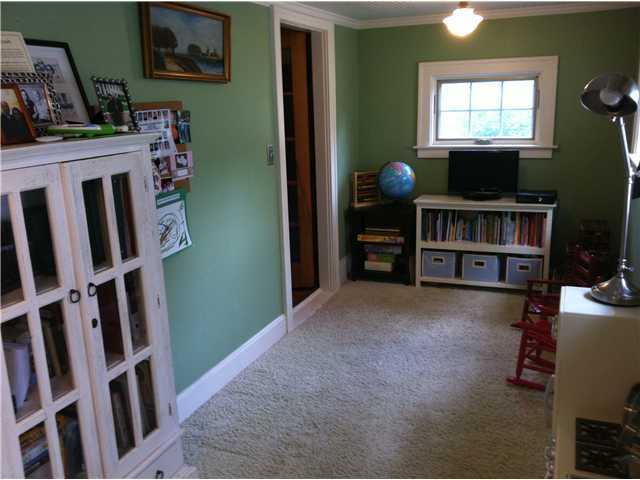 409 Brevoort Road Columbus, OH 43214 - Photo 9 of 21 Gallery Image 9