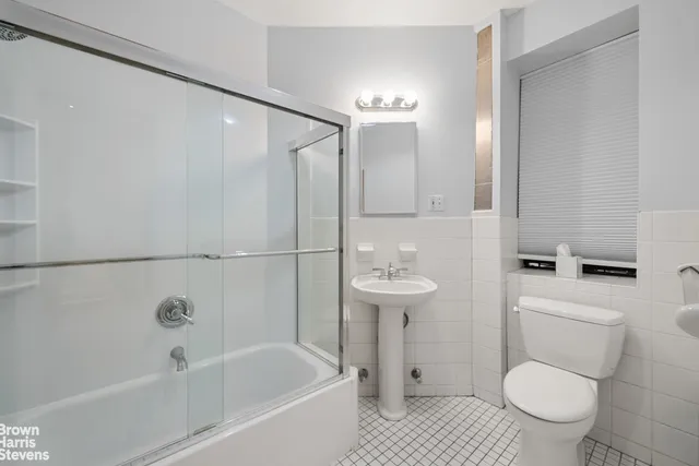 $699,000 | 102 West 75th Street, Unit 24 | Upper West Side