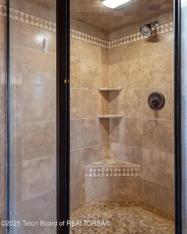 $1,850,000 | 1421 Stock Trail, Dubois, WY 82513