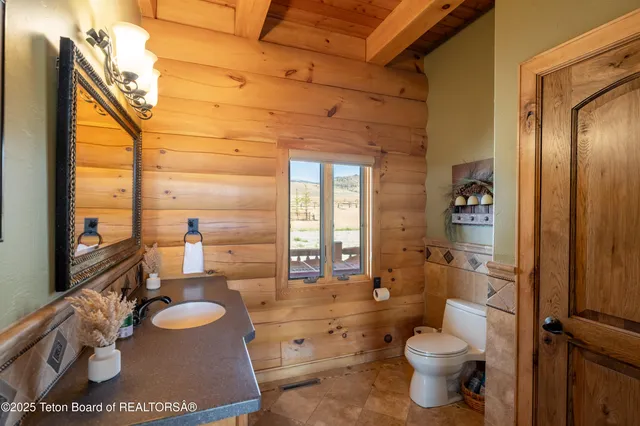 $1,850,000 | 1421 Stock Trail, Dubois, WY 82513