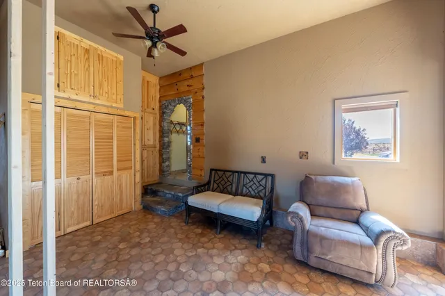 $1,850,000 | 1421 Stock Trail, Dubois, WY 82513