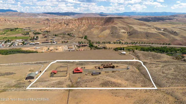 $1,850,000 | 1421 Stock Trail, Dubois, WY 82513