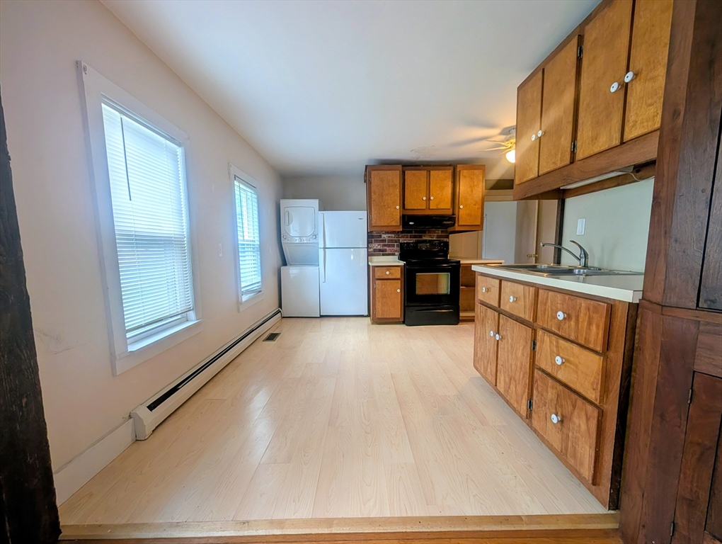 137 Main Street, Unit 1 Shelburne, MA 01370 - Photo 12 of 16
