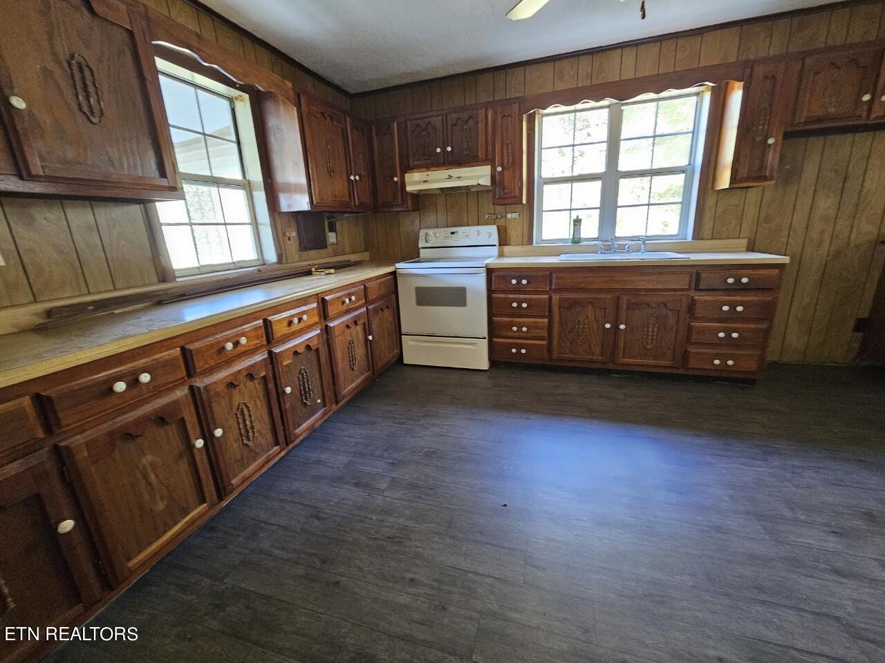 2119 Haag Store Road Talbott, TN 37877 - Photo 7 of 37