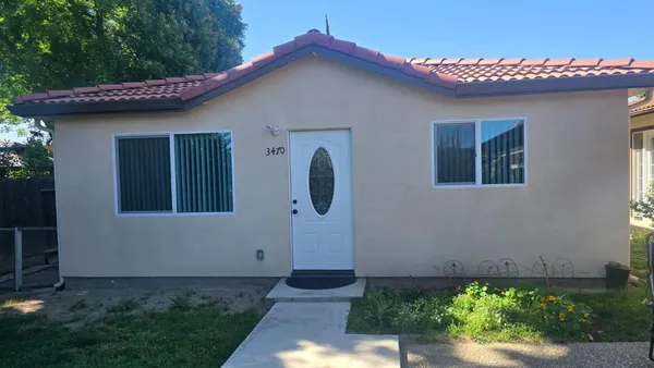 $1,650 | 3470 Santos Court, Turlock, CA 95382