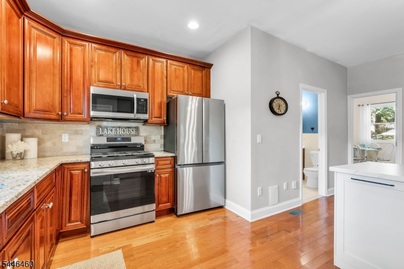 104 Bishops Rock Road Hopatcong, NJ 07843 - Photo 12 of 49
