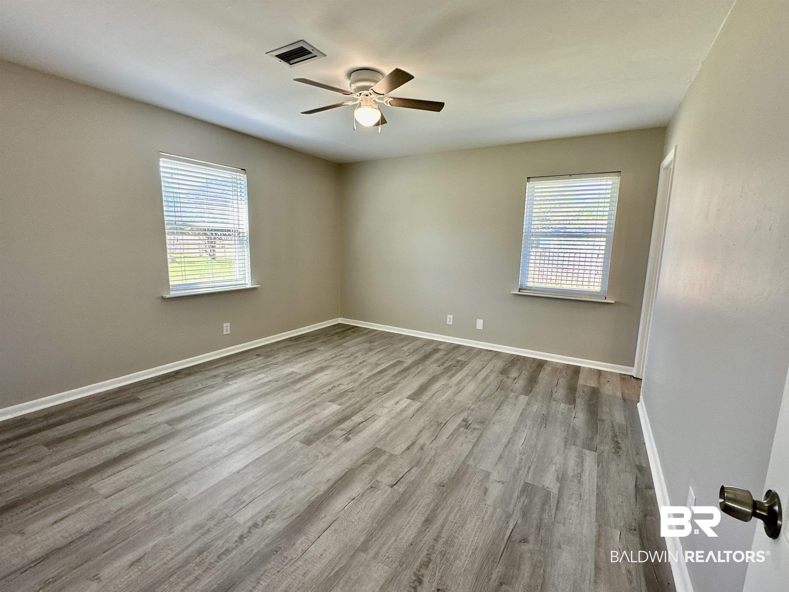4 Bateman Circle Foley, AL 36535 - Photo 22 of 34 Bedroom 1