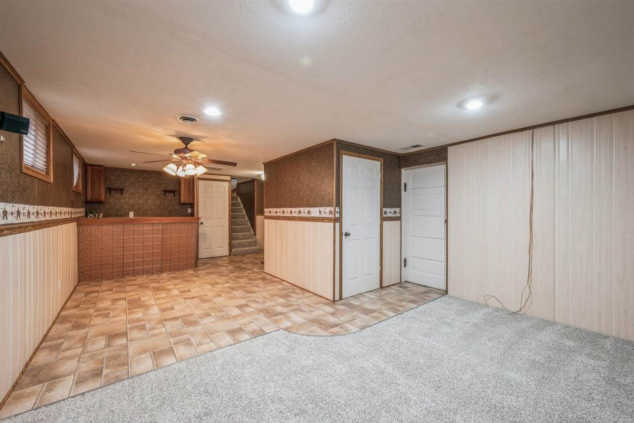 205 5th Avenue Keystone, IA 52249 - Photo 30 of 37 Gallery Image 30