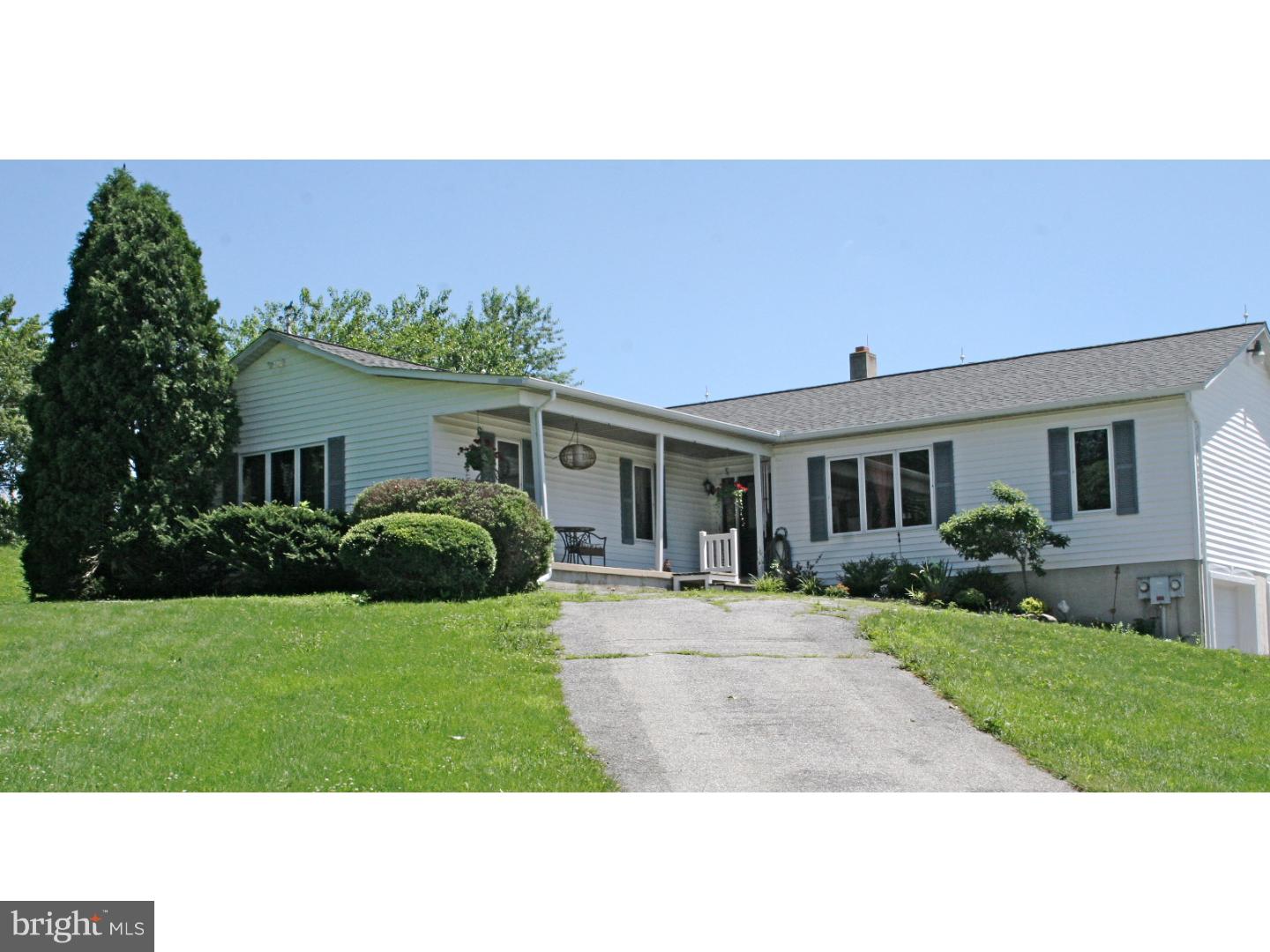 28 Bollinger Road Elverson, PA 19520 - Photo 1 of 25 Front Yard