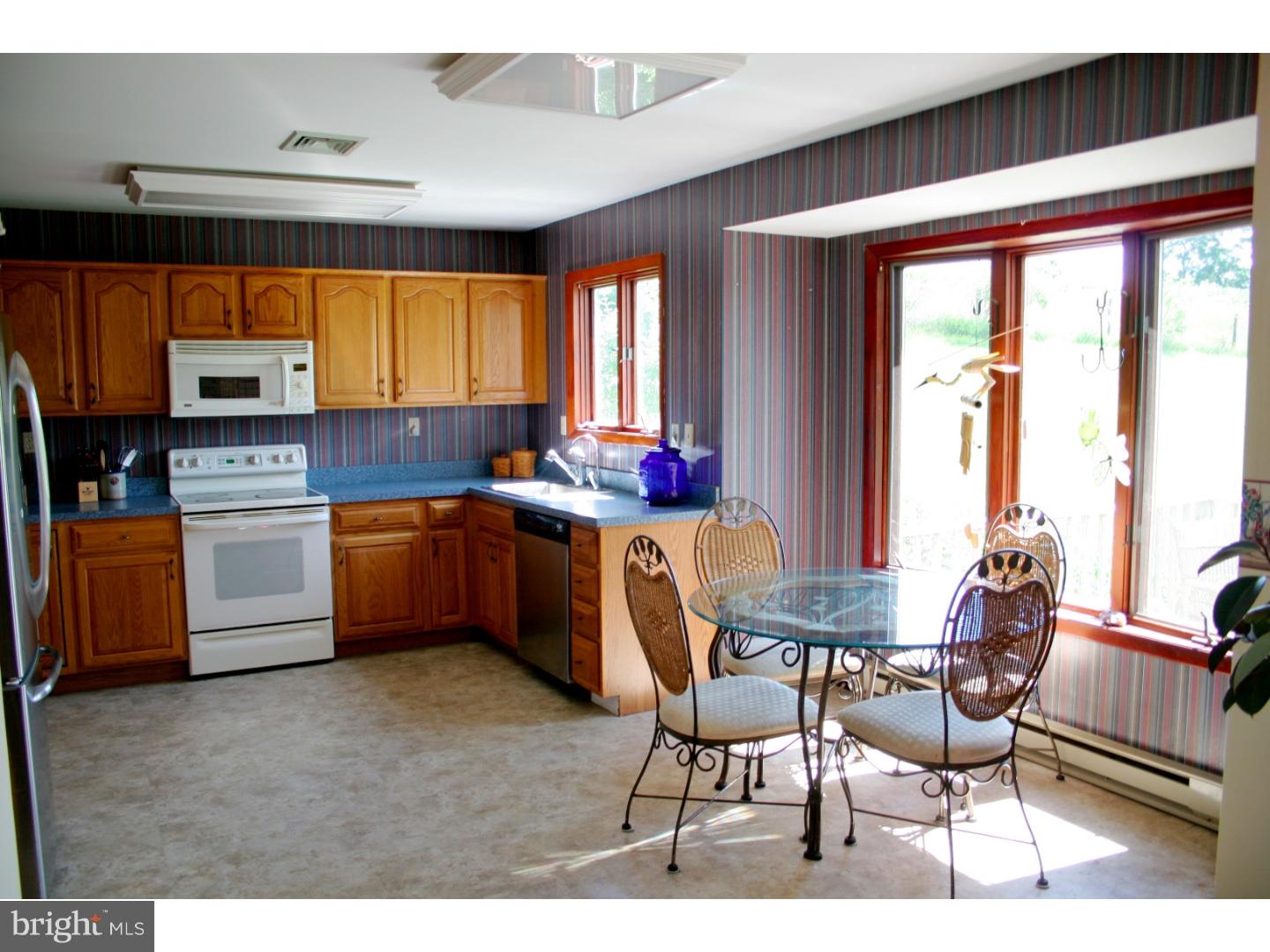 28 Bollinger Road Elverson, PA 19520 - Photo 3 of 25 Kitchen
