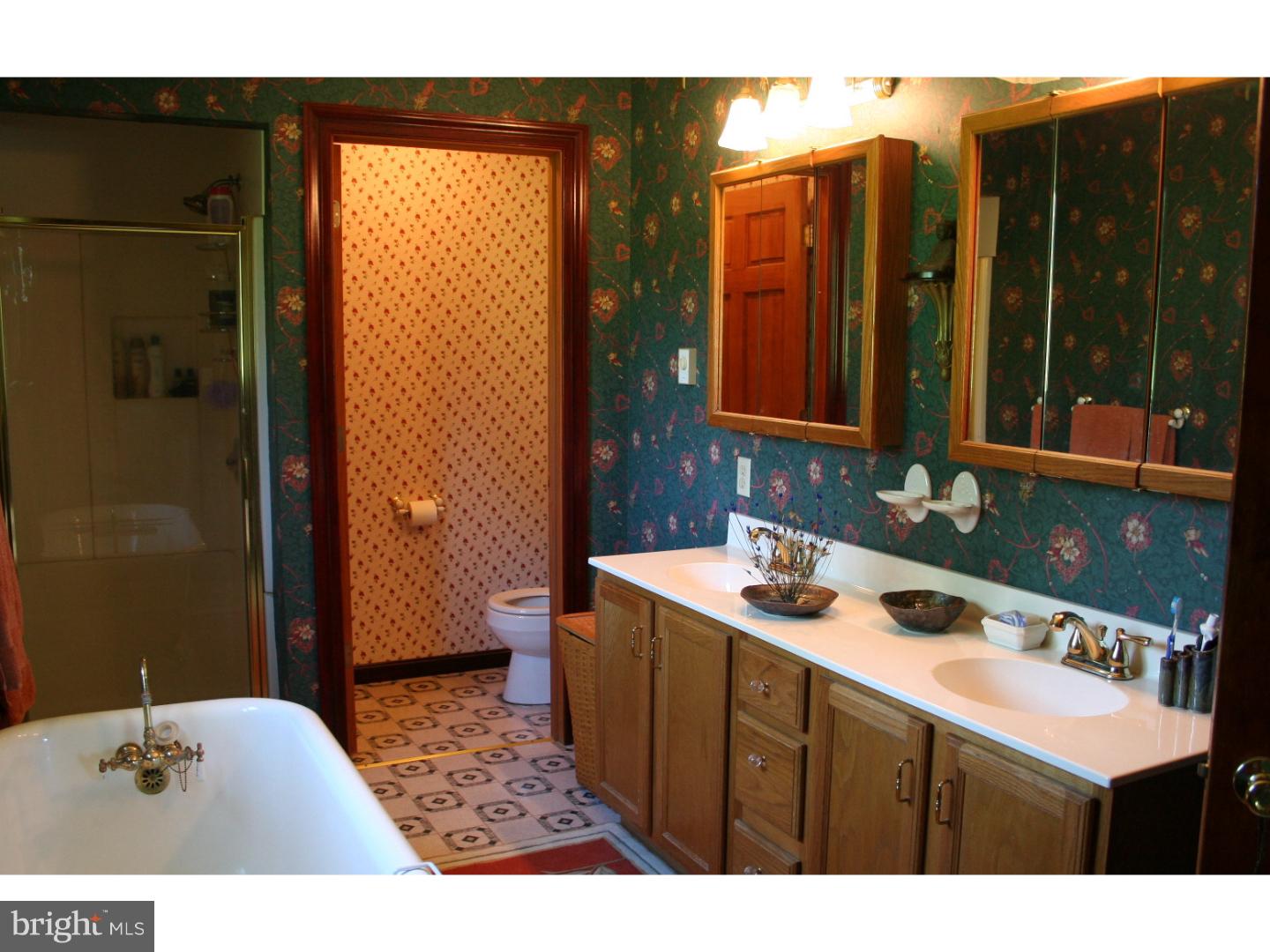 28 Bollinger Road Elverson, PA 19520 - Photo 7 of 25 Master Bathroom