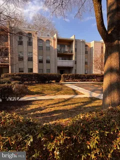 a view of a outdoor space