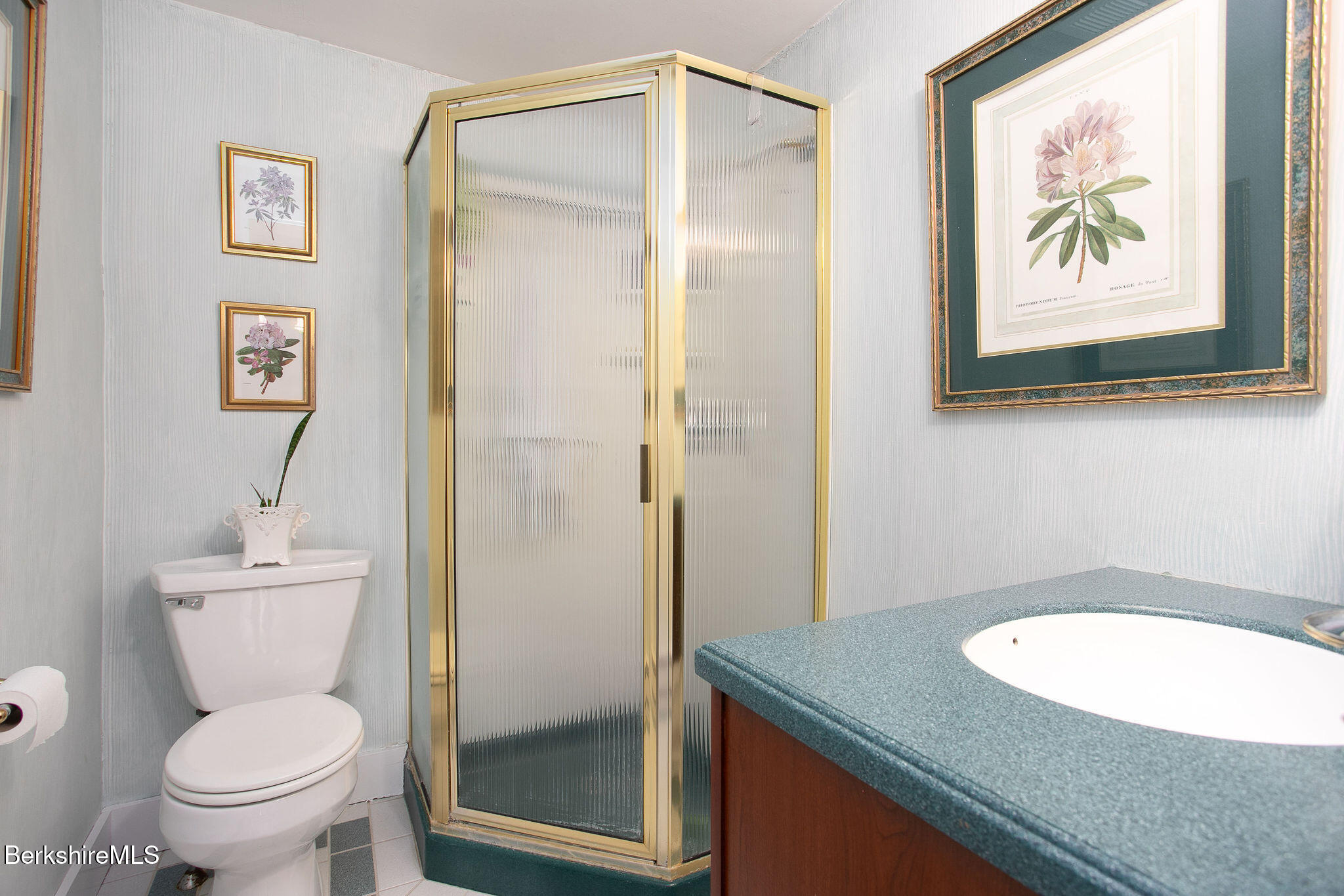 18 Goodrich Street Stockbridge, MA 01262 - Photo 20 of 63 0005