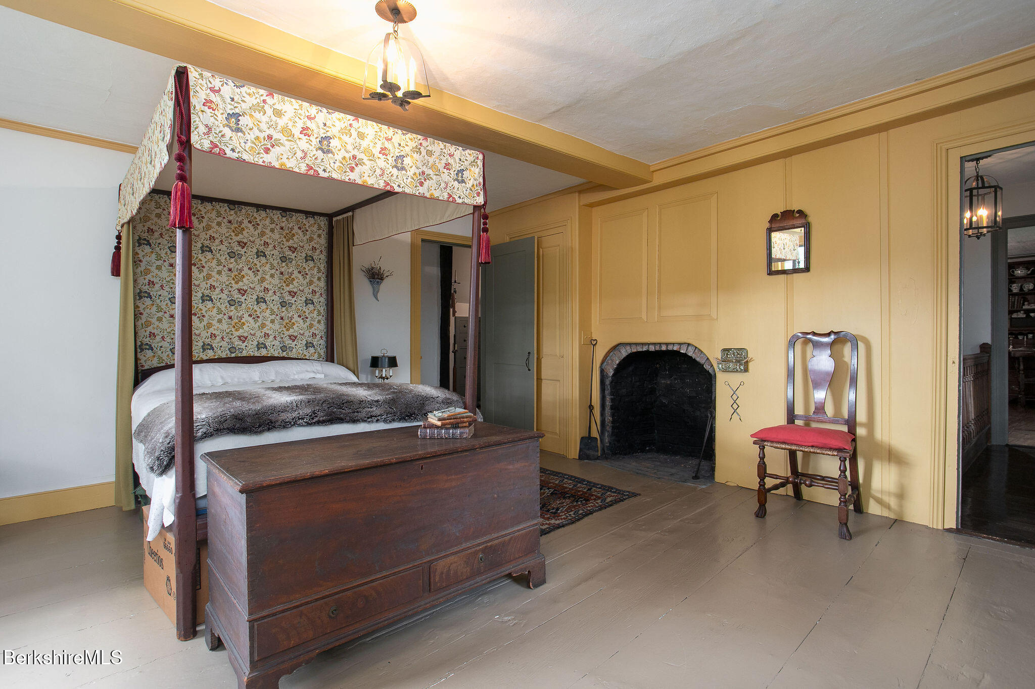 18 Goodrich Street Stockbridge, MA 01262 - Photo 35 of 63 0023