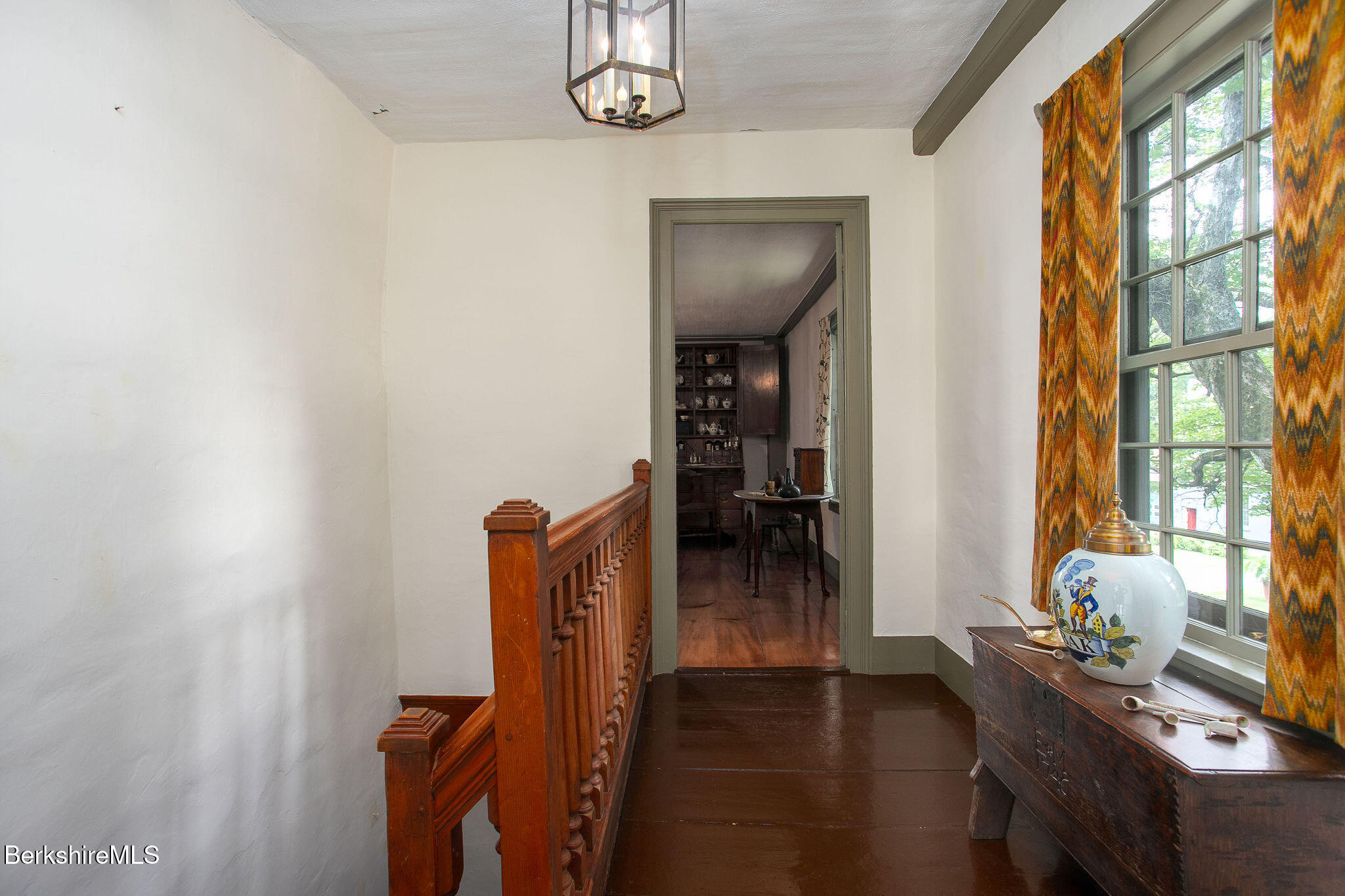 18 Goodrich Street Stockbridge, MA 01262 - Photo 37 of 63 0025