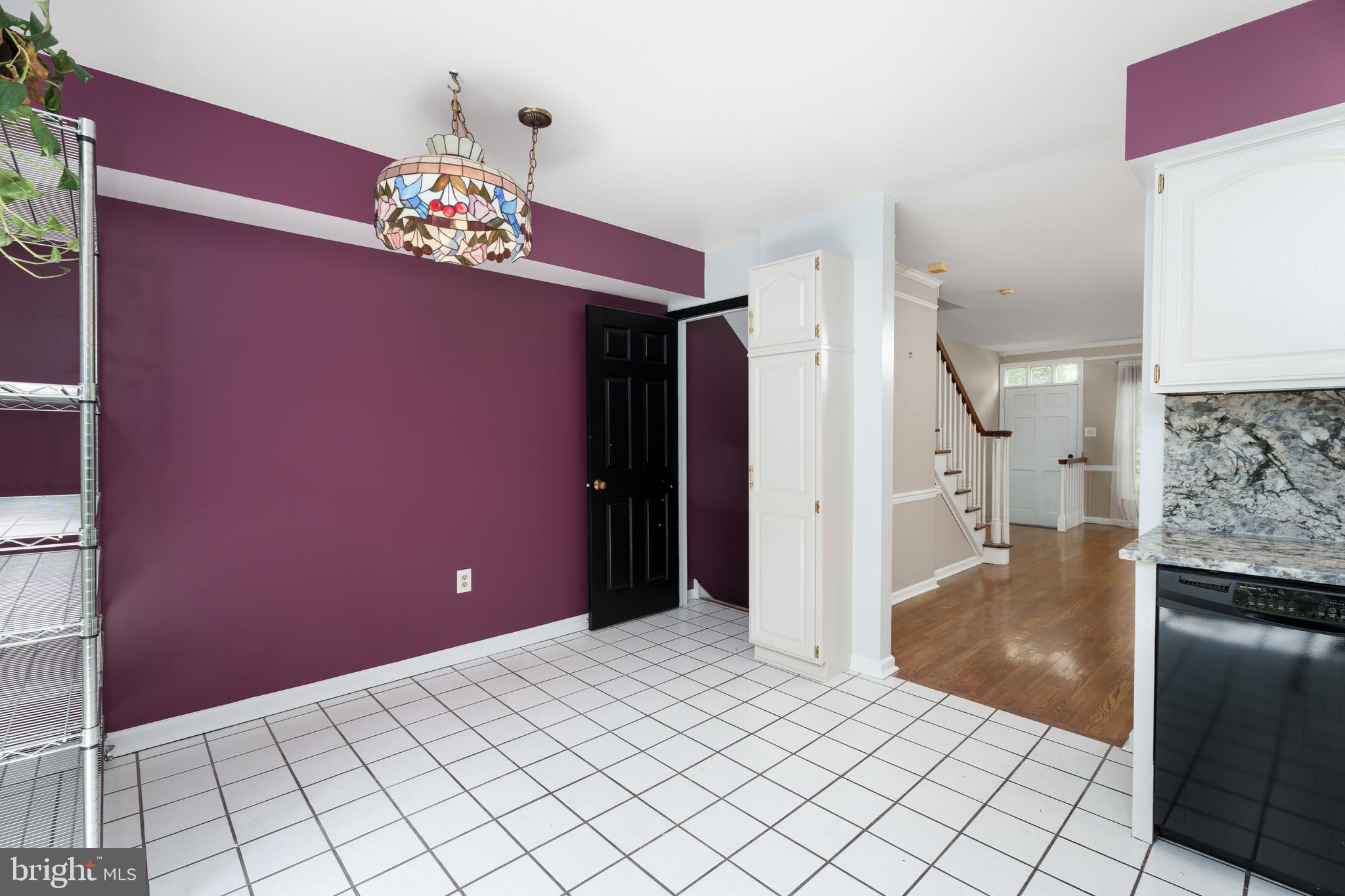 190 Mercer Street Trenton, NJ 08611 - Photo 13 of 34 a view of livingroom with furniture