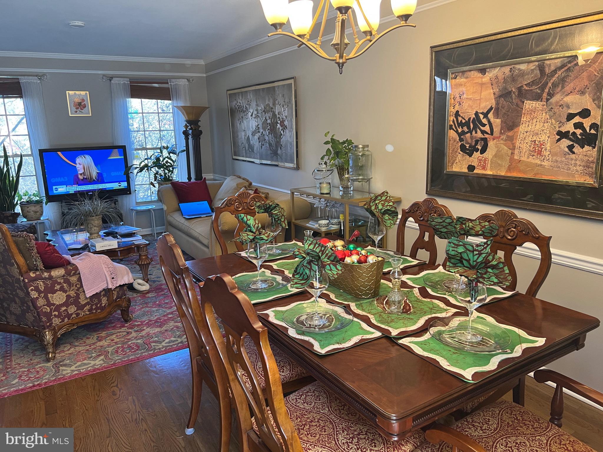 190 Mercer Street Trenton, NJ 08611 - Photo 4 of 34 a living room with furniture and a window