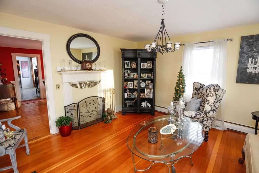 84 Boston Post Road Amherst, NH 03031 - Photo 5 of 38