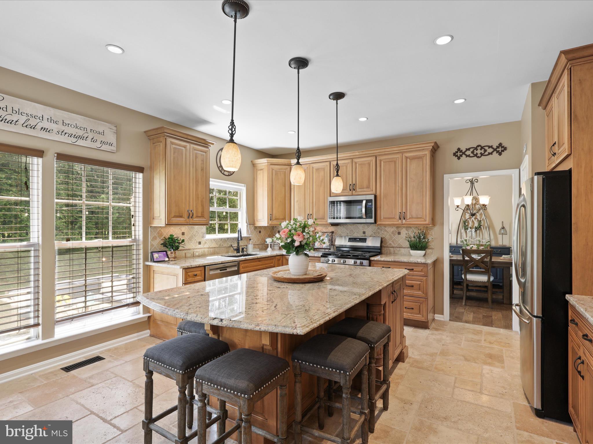 25530 Chilmark Drive Chantilly, VA 20152 - Photo 16 of 67 Kitchen