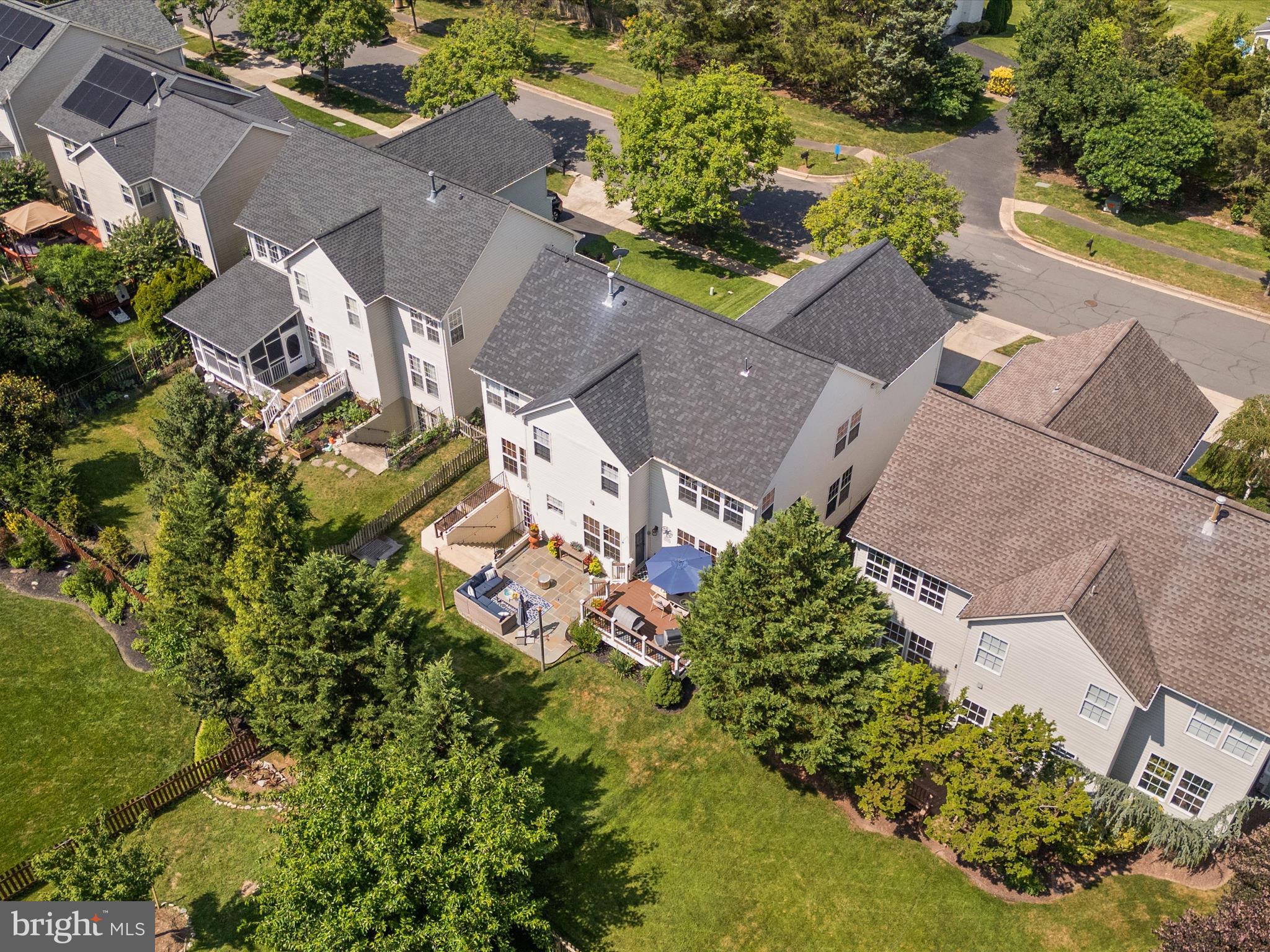 25530 Chilmark Drive Chantilly, VA 20152 - Photo 49 of 67 an aerial view of a house with a yard