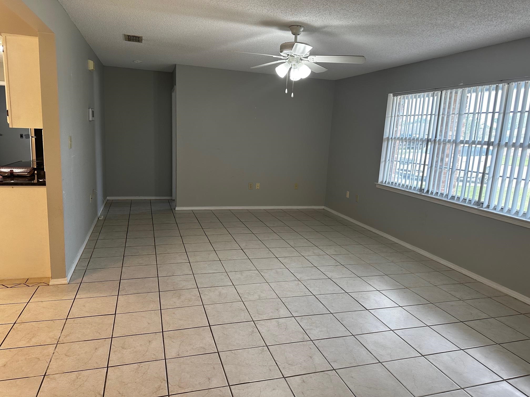 506 Ariel Avenue Foley, AL 36535 - Photo 20 of 48 Living Room