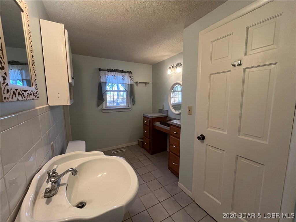 3247 52nd Highway Stover, MO 65078 - Photo 9 of 24