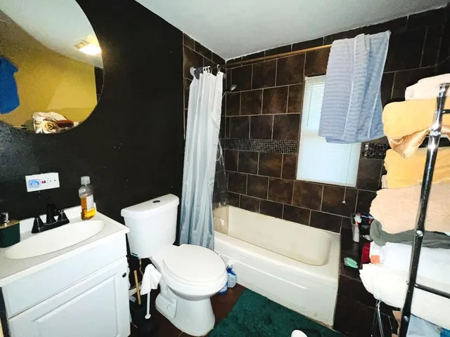 $228,000 | 2518 20th Street, North Chicago, IL 60064