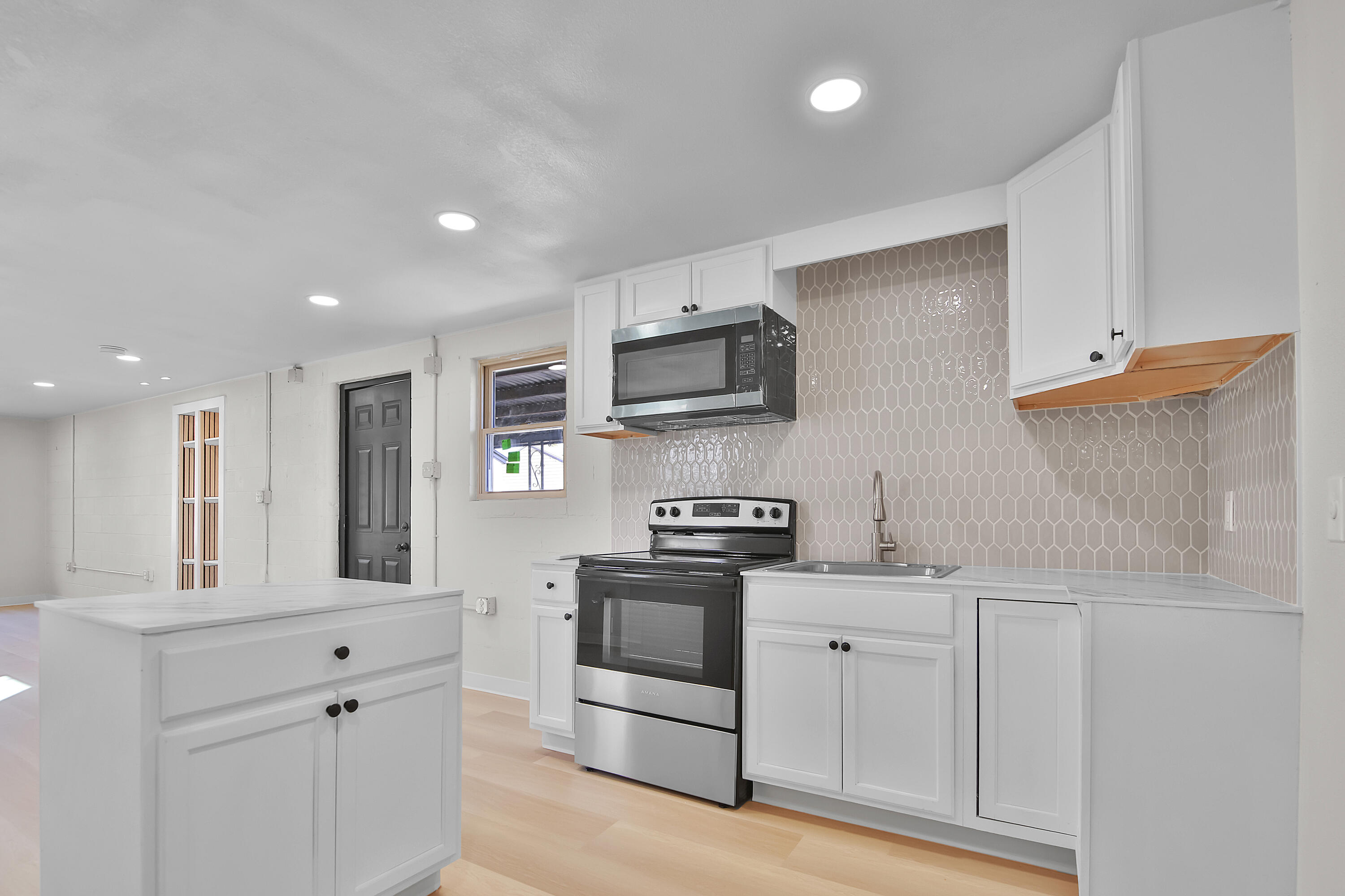 3303 25th Street Lubbock, TX 79410 - Photo 34 of 39 1L1A1640