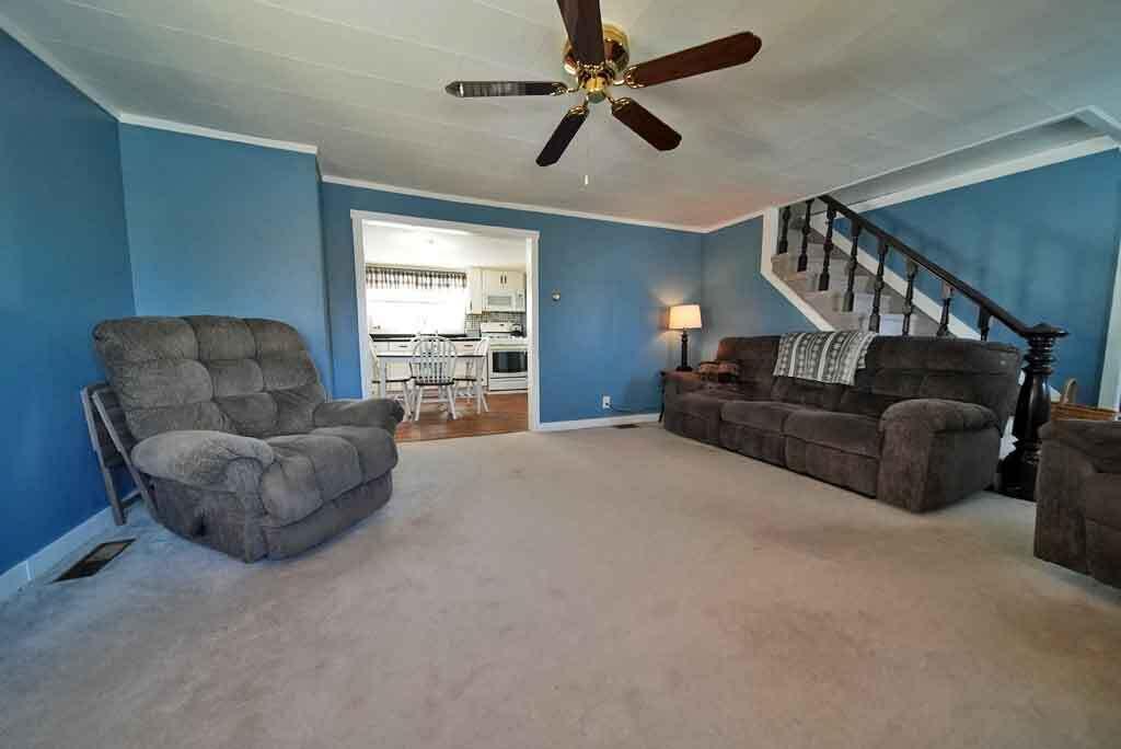 392 U.S. Rte 1 Monticello, ME 04760 - Photo 26 of 77 clean-bright-living-room