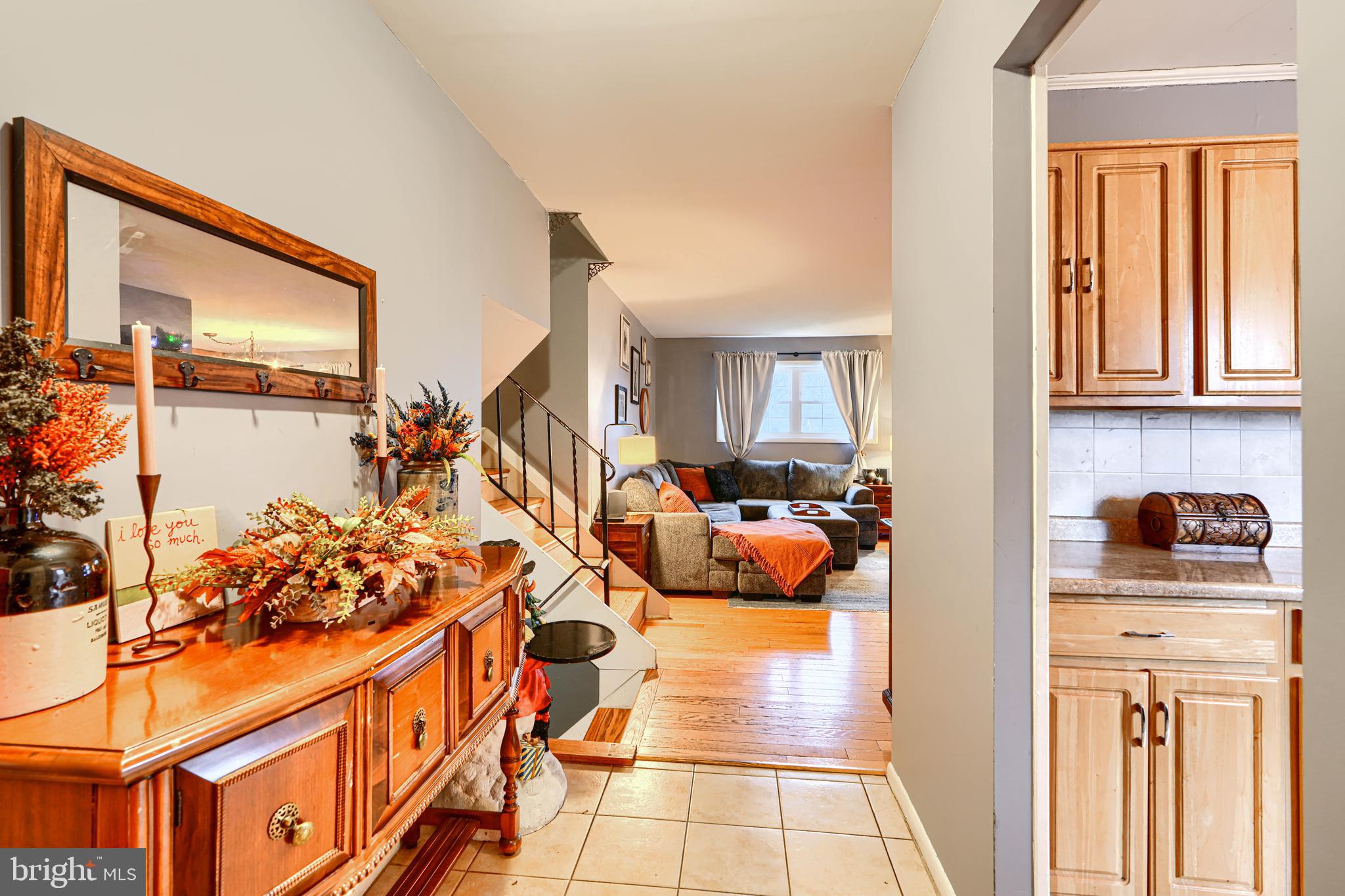 3007 Marlin Drive Riva, MD 21140 - Photo 3 of 34 a view of a livingroom with furniture and a couch