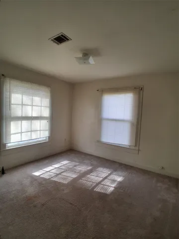 $1,250 | 204 Holderrieth Boulevard, Tomball, TX 77375