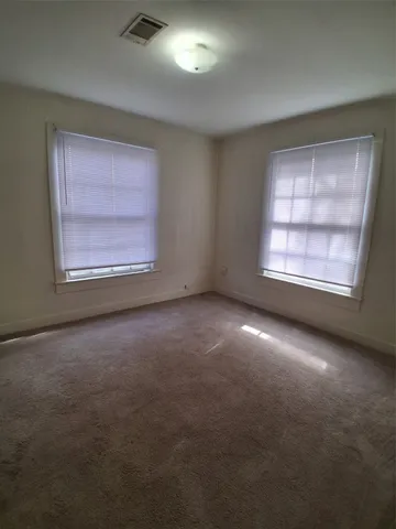 $1,400 | 204 Holderrieth Boulevard, Tomball, TX 77375