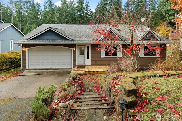 $589,500 | 17939 Upland Drive Southeast, Yelm, WA 98597