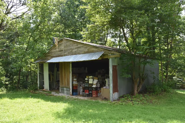 $400,000 | 1715 Orchard Hills Road, Martinsville, IN 46151