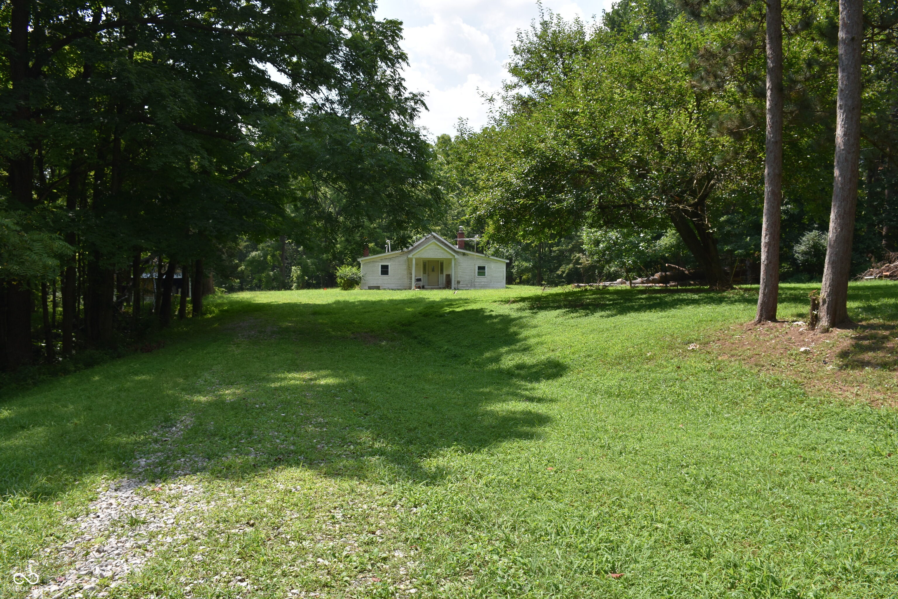 1715 Orchard Hills Road Martinsville, IN 46151 - Photo 8 of 15