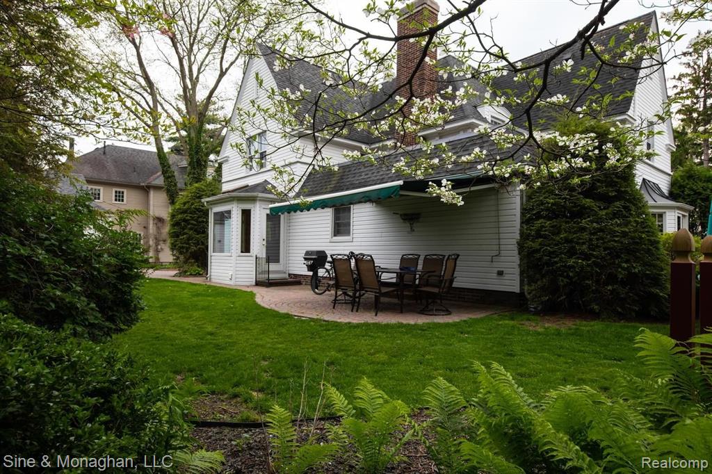 36 Colonial Road Grosse Pointe Shores, MI 48236 - Photo 42 of 60