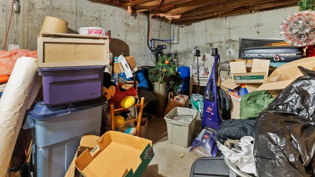 $375,000 | 566 Deerfield Drive, Hermon, ME 04401