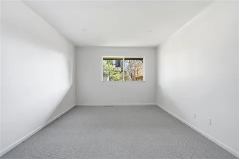 $279,000 | 4511 Headwood Drive, Unit 7, Kansas City, MO 64111