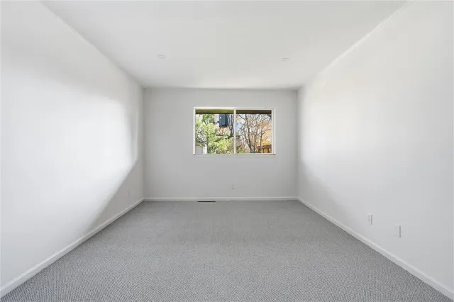 $279,000 | 4511 Headwood Drive, Unit 7, Kansas City, MO 64111