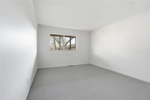 $279,000 | 4511 Headwood Drive, Unit 7, Kansas City, MO 64111