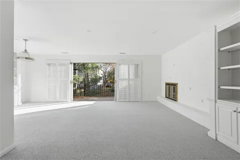 $279,000 | 4511 Headwood Drive, Unit 7, Kansas City, MO 64111