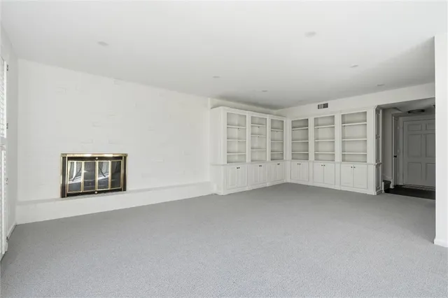 $279,000 | 4511 Headwood Drive, Unit 7, Kansas City, MO 64111