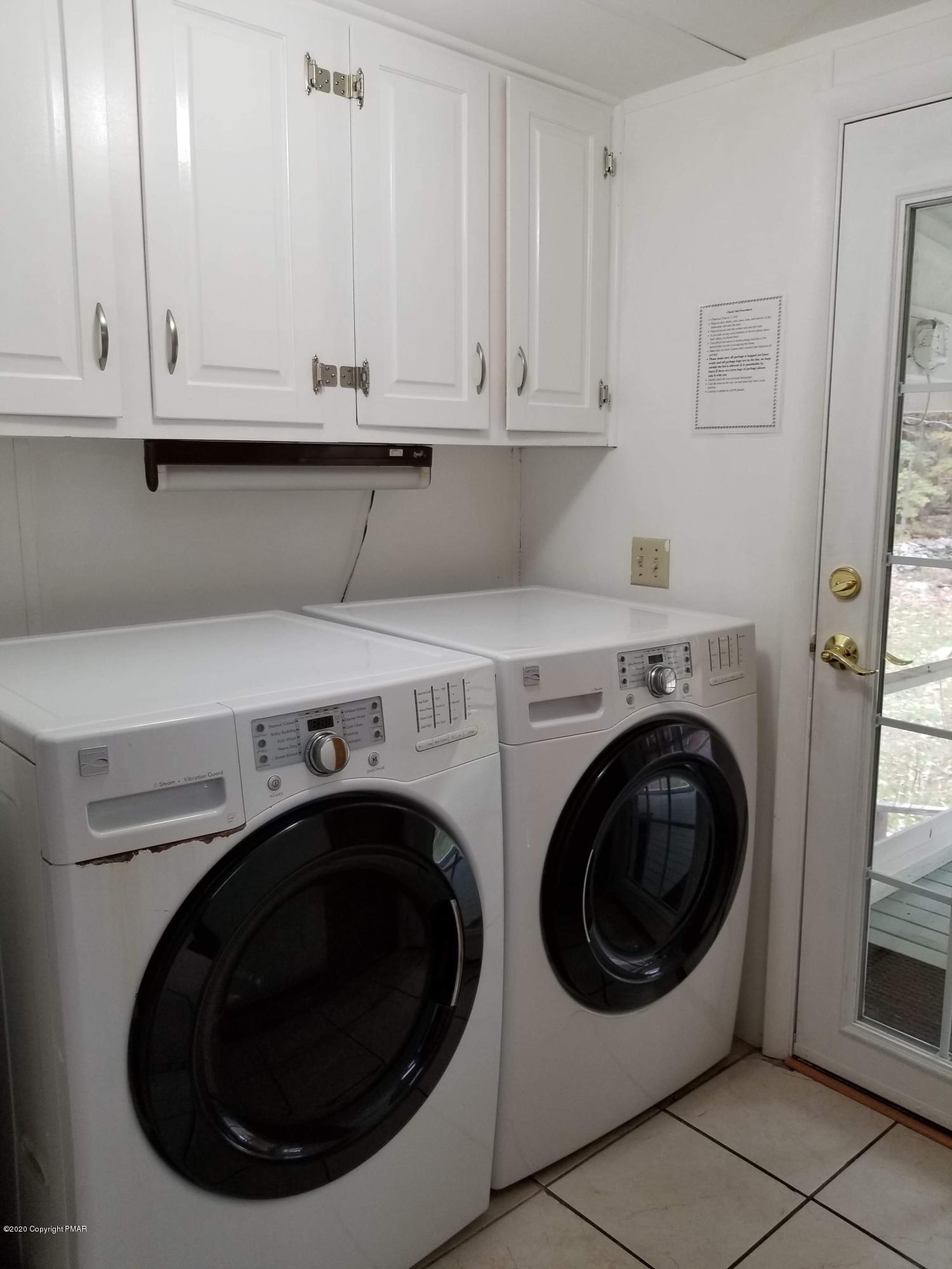 210 Hemlock Road Tannersville, PA 18372 - Photo 14 of 21 laundry