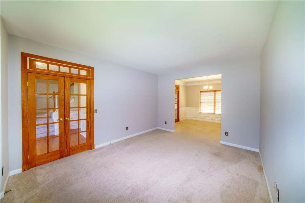 435 Rockbass Road Suwanee, GA 30024 - Photo 18 of 39