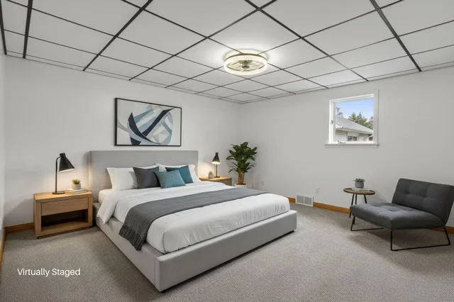 $175,900 | 2323 9th Place, Two Rivers, WI 54241