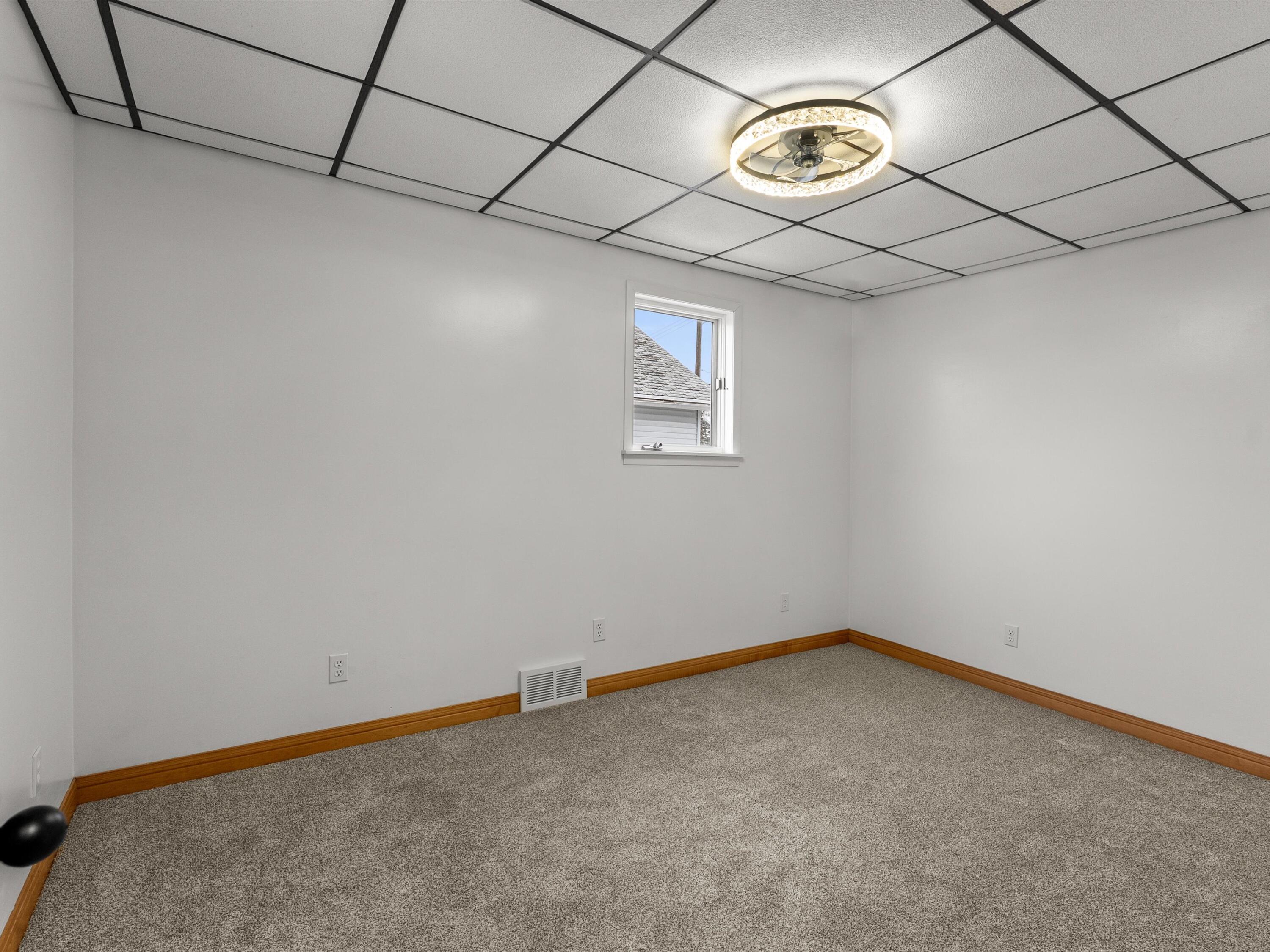 2323 9th Place Two Rivers, WI 54241 - Photo 18 of 35 15-015_2722327_07106