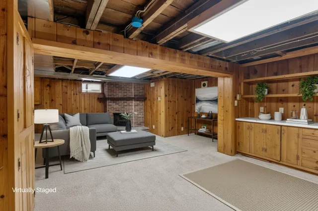 $175,900 | 2323 9th Place, Two Rivers, WI 54241