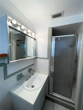 $1,600 | 10120 Willow Drive, Port Richey, FL 34668