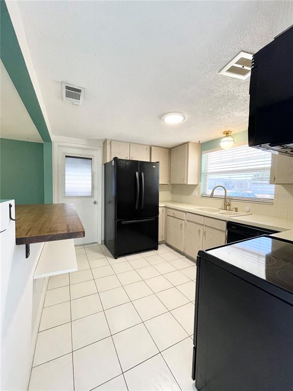 10120 Willow Drive Port Richey, FL 34668 - Photo 5 of 27